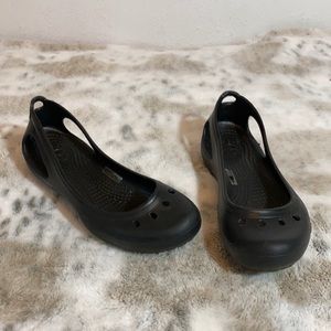 Crocs flats women’s size 6 black